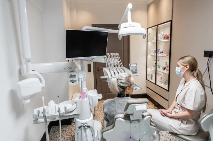 How Long Do Dental Implants Last: A Specialist’s Comment