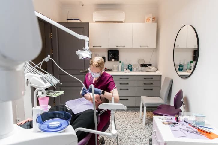 Advantages and Disadvantages of Dental Implants – Learn the Main Points